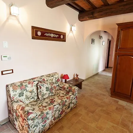 Agriturismo Il Pino ファームステイ