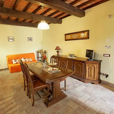 ファームステイ Agriturismo Il Pino