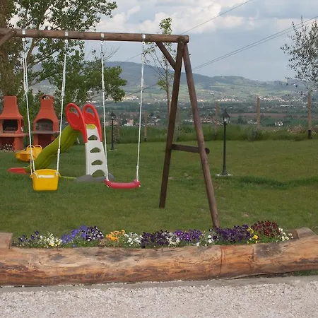 Agriturismo Il Pino ファームステイ *